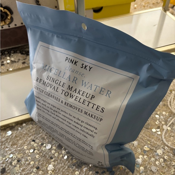 Pink Sky Cleanse Micellar Water Makeup Removal Towelettes - Picture 11 of 11